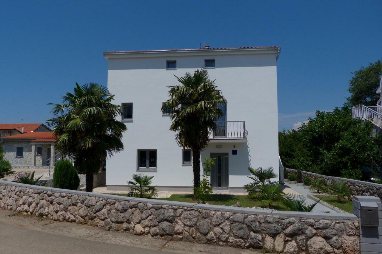Monja & Dadi, Malinska, Vantacici
