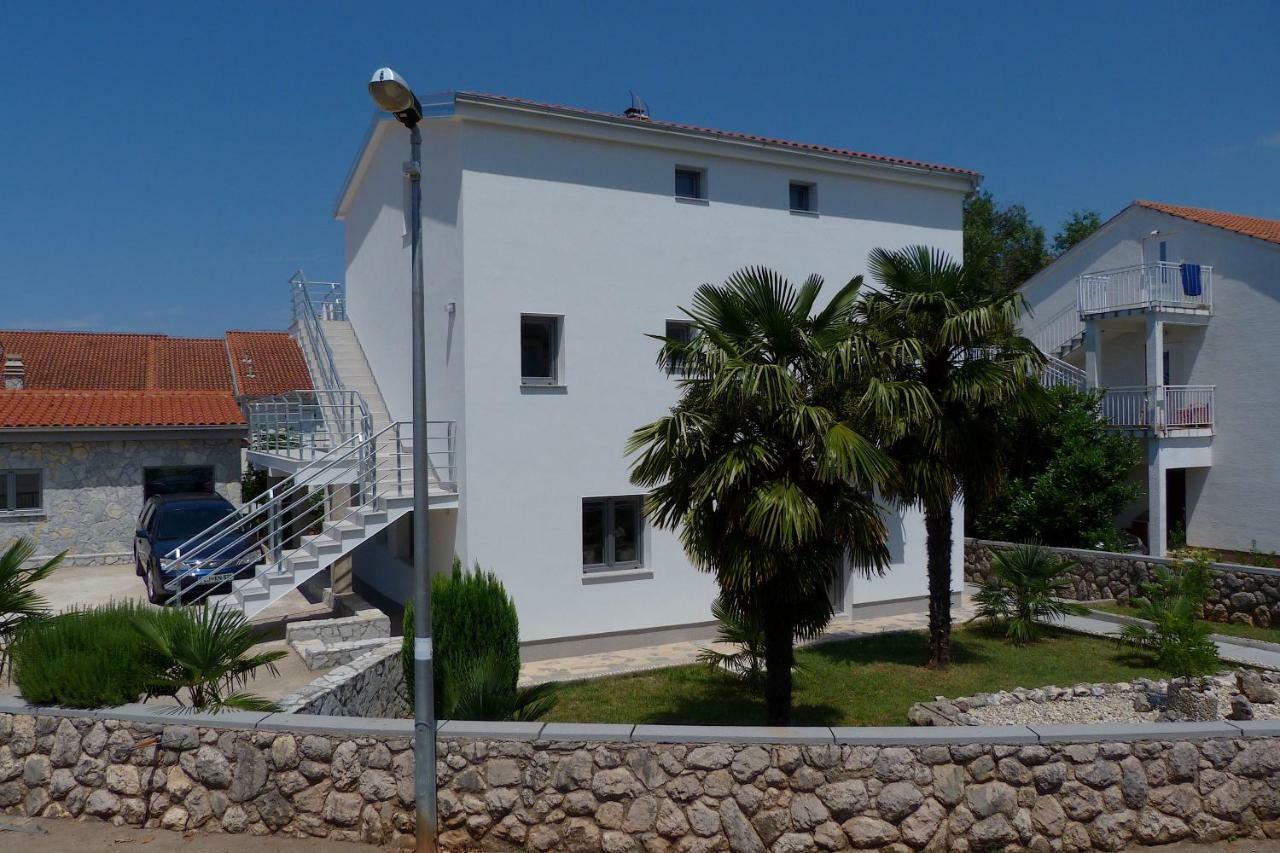 Monja & Dadi, Malinska, Vantacici